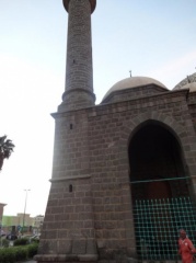 Osmanli tren garindaki tas gubbeli mescidin tas minaresi